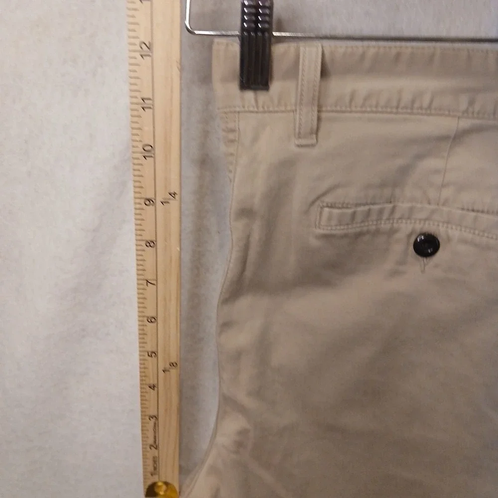 Daniel Hechter Paris Men's Shorts‎ Beige Chino Cotton Blend Size 32 Hiking Golf